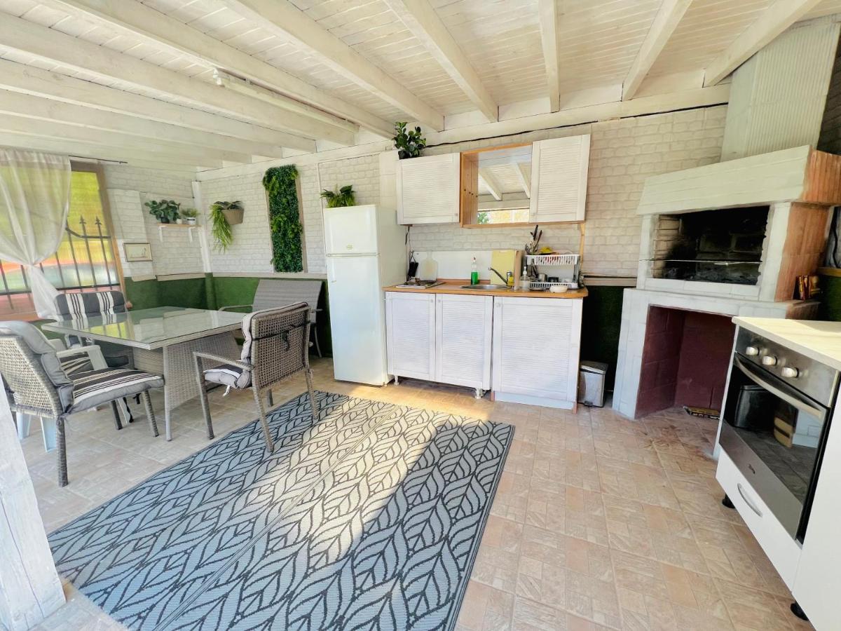 House Varna-1 กราเปตส์ ภายนอก รูปภาพ