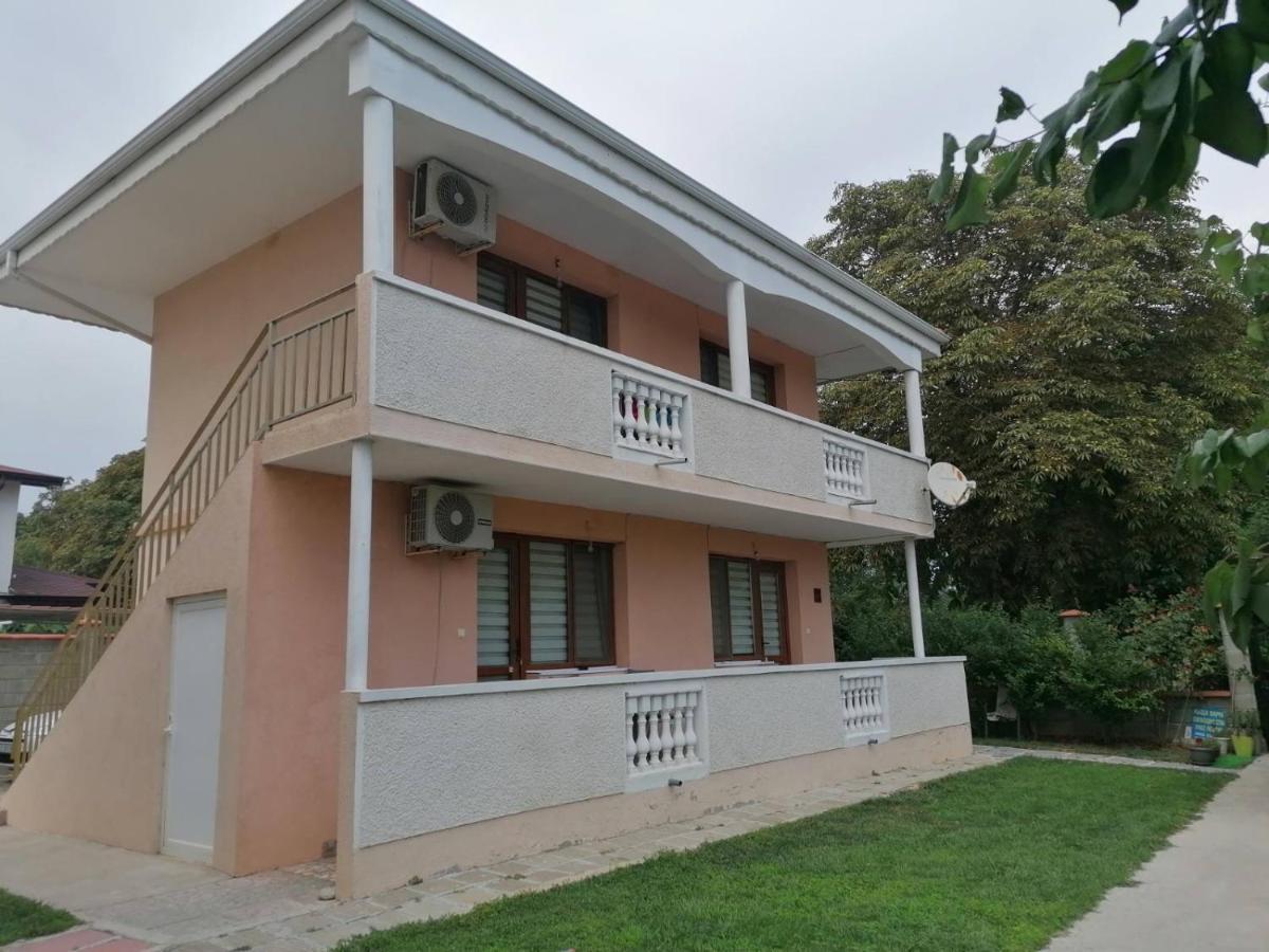 House Varna-1 กราเปตส์ ภายนอก รูปภาพ