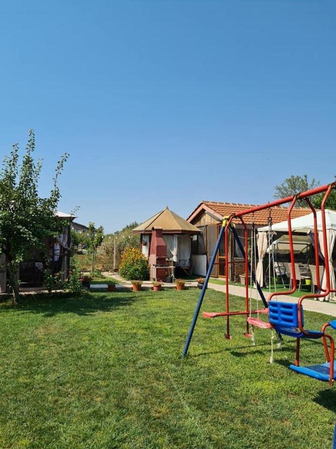 House Varna-1 กราเปตส์ ภายนอก รูปภาพ