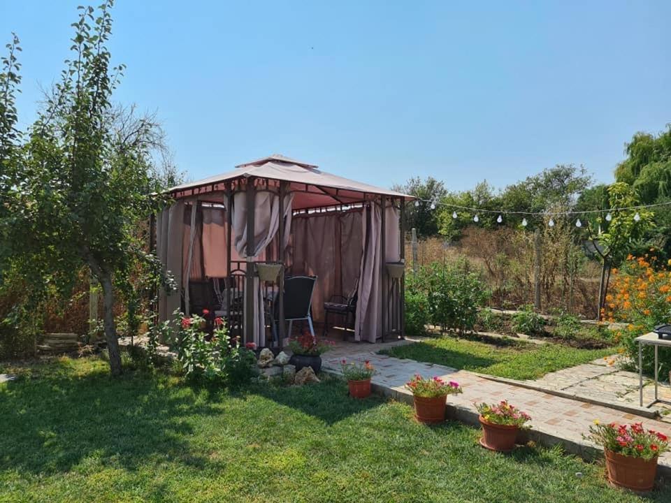 House Varna-1 กราเปตส์ ภายนอก รูปภาพ