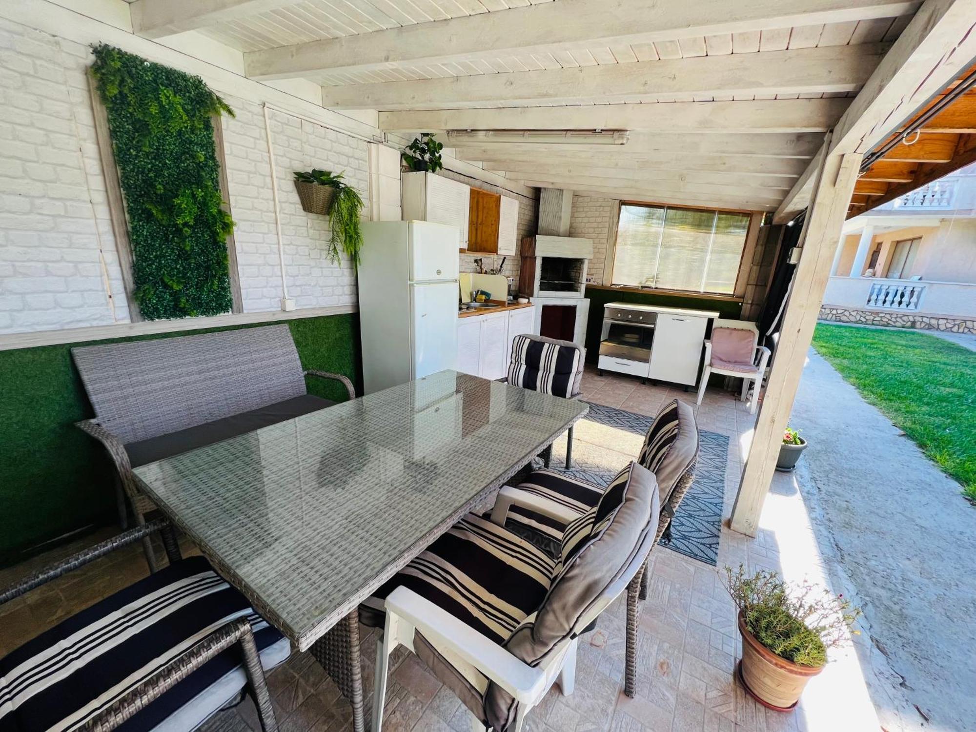 House Varna-1 กราเปตส์ ภายนอก รูปภาพ